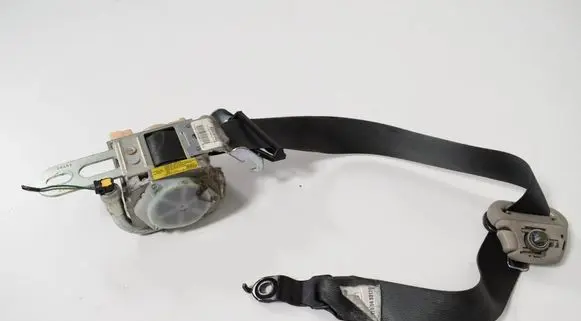 Audi A5 8T 8F Front seatbelt 2026236