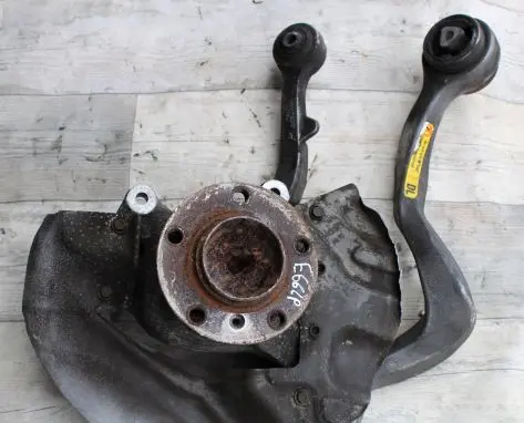 BMW 7 E65 E66 Rear wheel hub
