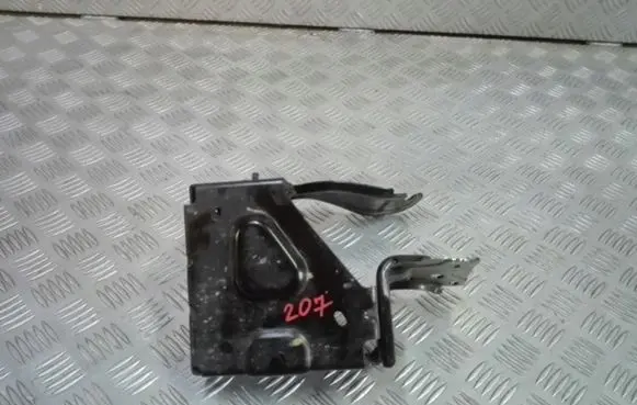 Peugeot 207 ABS pump bracket 