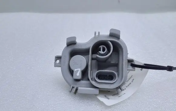 Alfa Romeo Giulietta Tail light bulb cover holder 20420951