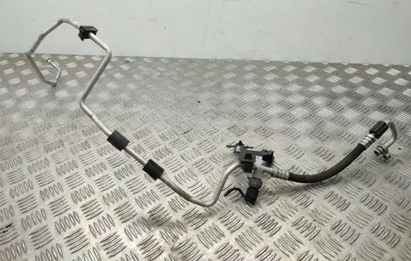 Mini One - Cooper Coupe R56 Air conditioning (A/C) pipe/hose 9230693