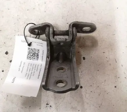 Hyundai Santa Fe Rear door lower hinge