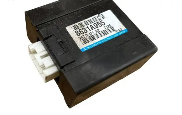 Mitsubishi Outlander Other control units/modules 8631A955 X4T72471