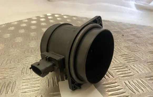 Jaguar XE Mass air flow meter G4D312B579AA