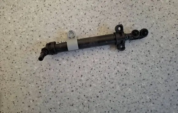 Maserati Levante Headlight washer spray nozzle L90084307 M161RH