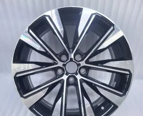 Renault Austral R19 alloy rim 