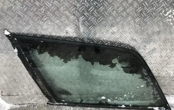 Audi A6 S6 C5 4B Rear side window