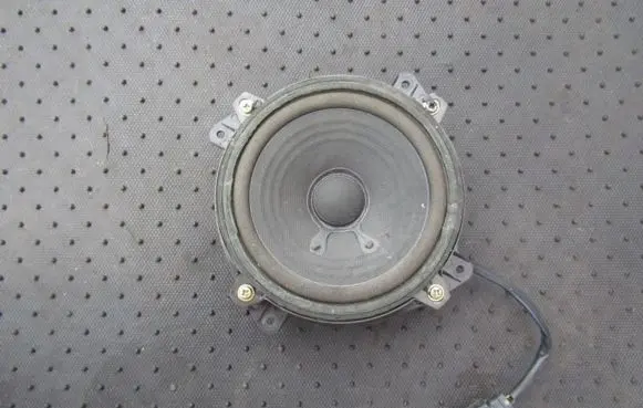 Hyundai Galloper Front door speaker hr808700