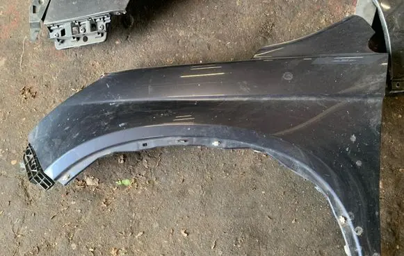 Honda CR-V Fender end trim 