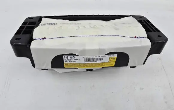 Mercedes-Benz A W176 Passenger airbag A1768600002 618237602 48713810700