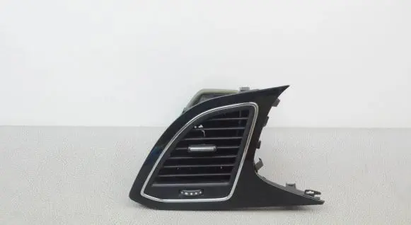 Seat Leon (5F) Dashboard air vent grill cover trim 5F1820901