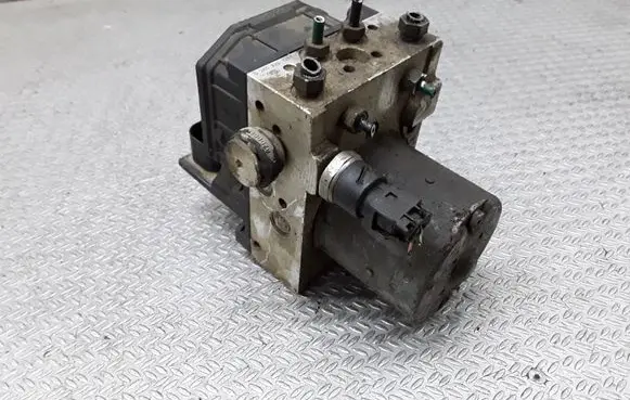 Renault Scenic II - Grand scenic II ABS Pump 0265225107 0200090690