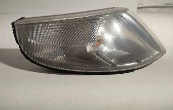 Saab 9-5 Front indicator light 011b6704