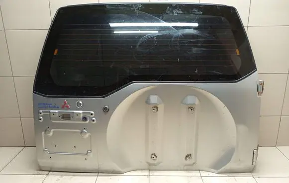 Mitsubishi Pajero Pinin Tailgate/trunk/boot lid