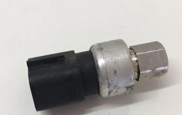 Air conditioning (A/C) pressure sensor