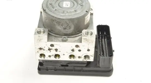 Ford Fusion II ABS Pump HG9C2B373AG