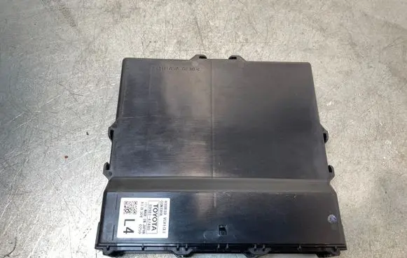 Toyota Prius (XW50) Other control units/modules 8998147480