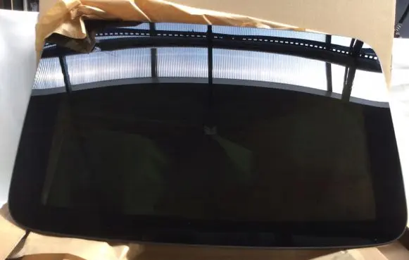 BMW M5 F90 Sunroof glass 7214889