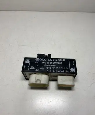 Volkswagen Golf IV Coolant fan relay 1J0919506K 898972000