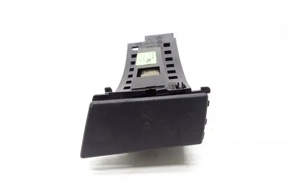 BMW X3 E83 Cup holder front 17499170832