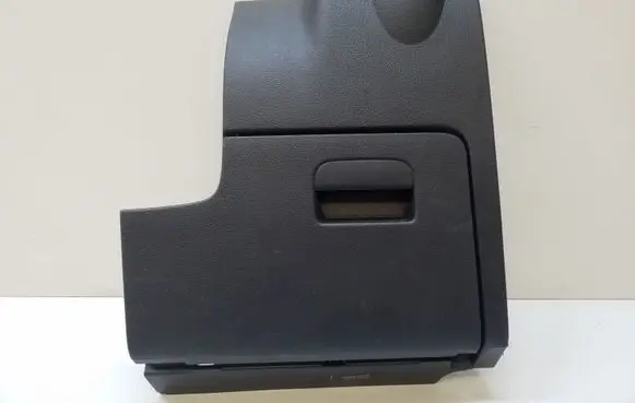 Volkswagen Tiguan Glove box 5M2858210A 5M2858719F
