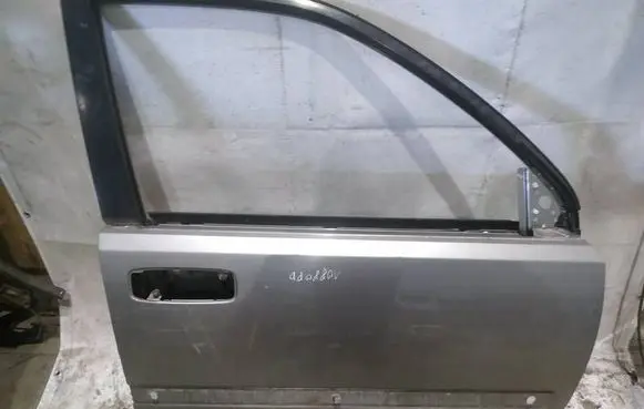 Nissan X-Trail T30 Front door PILKOS