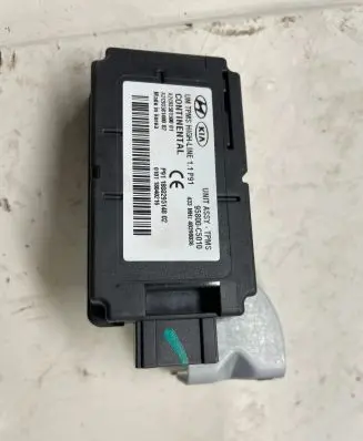 KIA Sorento Tire pressure control unit 95800C5010 A2C93581500 A2C93581400