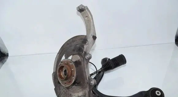 BMW X6 F16 Front wheel hub 6869869 31216869869 31216773783