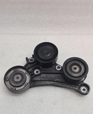 Volvo XC90 Alternator belt tensioner 31401452