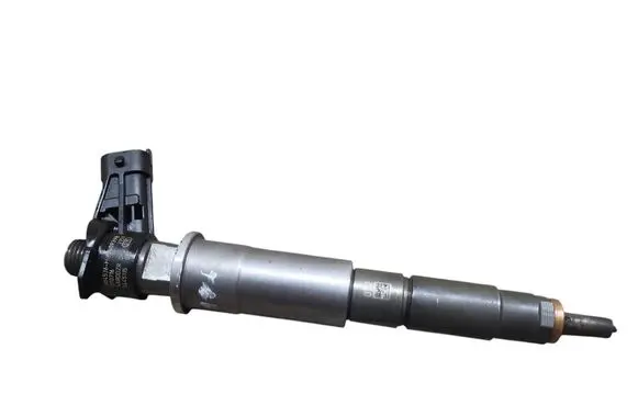 Nissan Qashqai Fuel injector 0445115007 H82409398