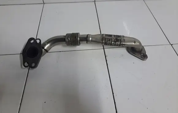 Seat Altea EGR valve line/pipe/hose 03G131