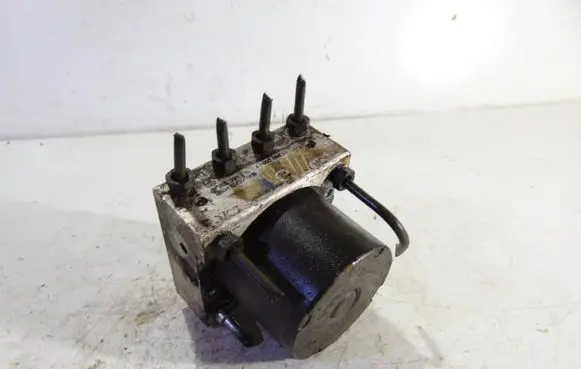 Nissan Almera N16 ABS Pump 0265231415