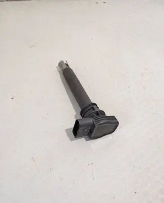 Skoda Octavia Mk2 (1Z) High voltage ignition coil 06H905115B