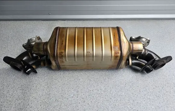 Porsche 911 992 Muffler ending 992251053F