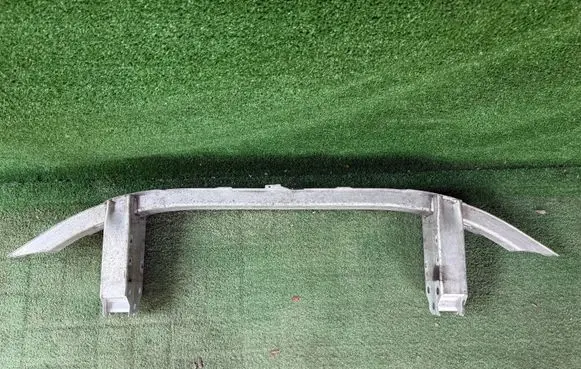 BMW 5 G30 G31 G38 Front bumper cross member 7385288