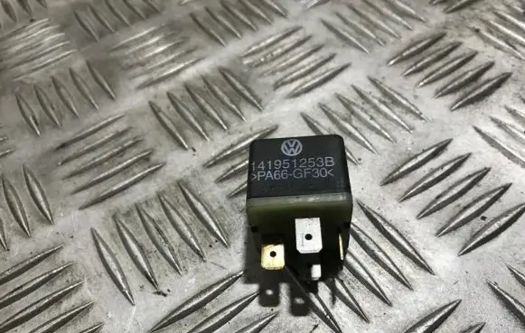 Seat Toledo I (1L) Other relay 141951253b