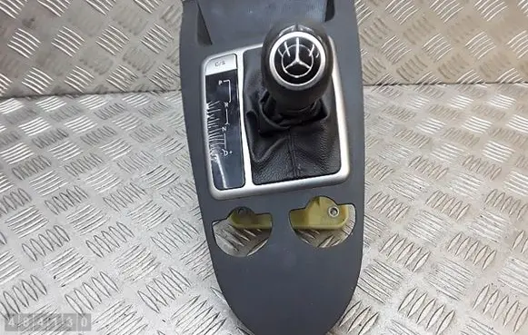 Gear shifter/selector
