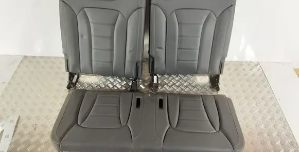 SsangYong Rexton Third row seats 