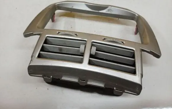 Toyota Yaris Other interior part 5540552580