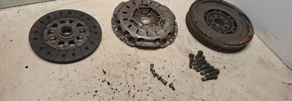 BMW 3 E46 Clutch set kit 124029510