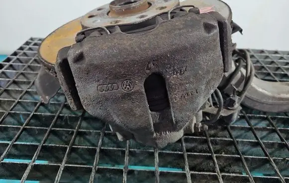 Front brake caliper