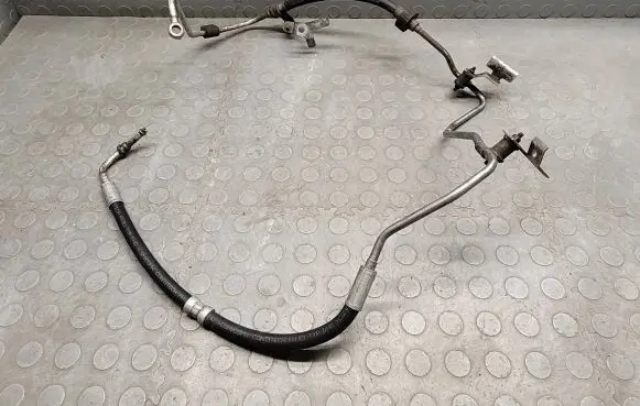 BMW 5 E60 E61 Power steering hose/pipe/line 6766512