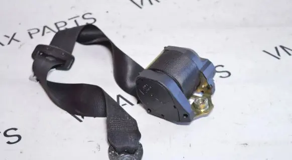 Porsche 911 996 Front seatbelt 99680303301
