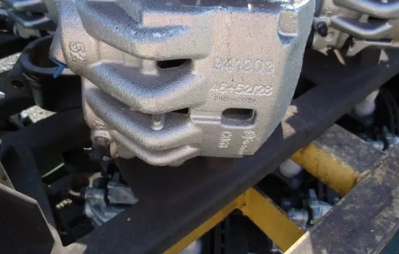 Toyota ProAce Max Front brake caliper 941903