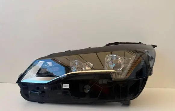 Peugeot 3008 II Headlight/headlamp 9836230680