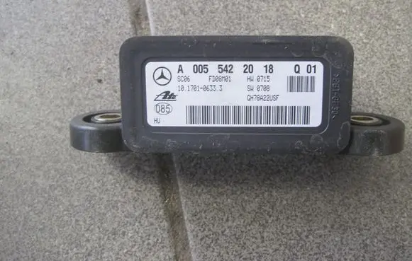 Mercedes-Benz S W221 ESP acceleration yaw rate sensor A0055422018