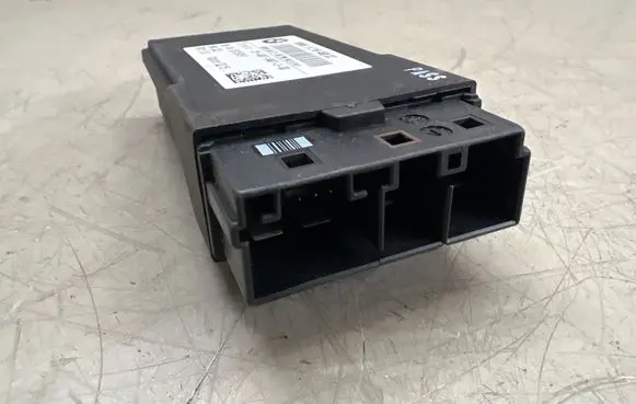 BMW 3 F30 F35 F31 Seat heating relay 9216468 05109391 2840078407300