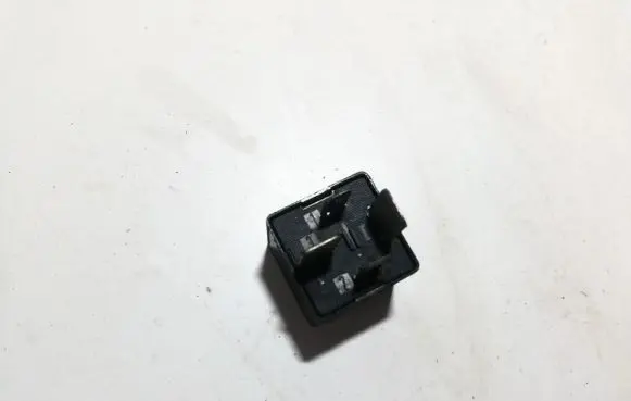 Volkswagen Golf IV Other relay 7m951253a v23136j6x45