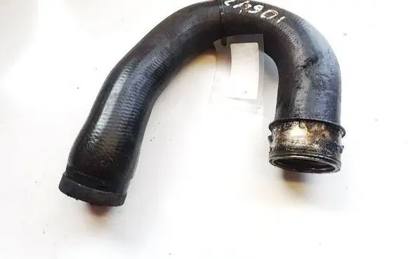 Intercooler hose/pipe