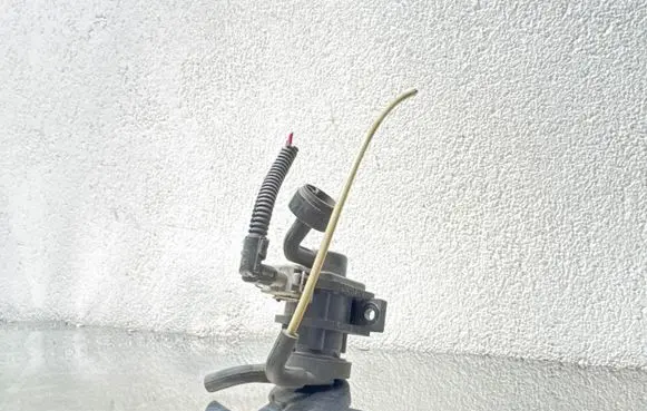 Opel Zafira A Turbo solenoid valve 4715396 4522371